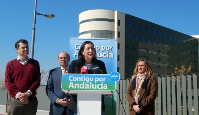 Dolores López en Granada, con Carlos Rojas y Sebastián Pérez