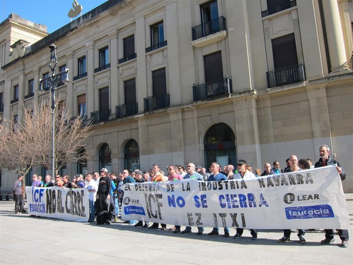 Concentración de los trabajadores de Faurecia