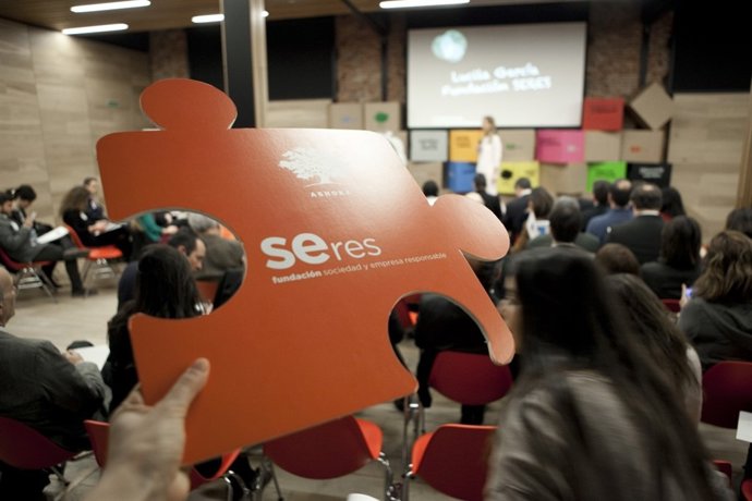 Seres. Compartiendo 2015. Fundación Botín.