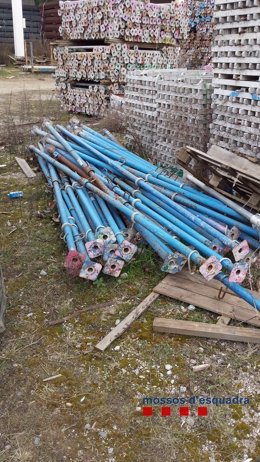Puntales de obra robados en Sant Feliu de Buixalleu