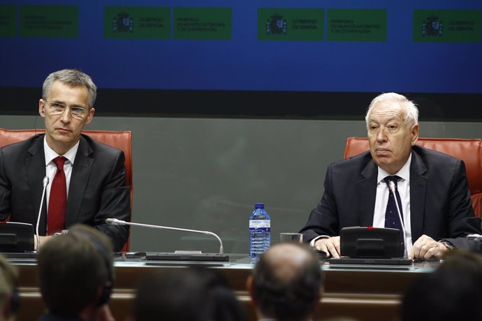 José Manuel García-Margallo y Jens Stoltenberg, secretario general de la OTAN