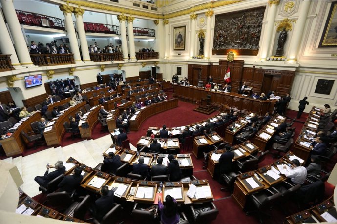 Congreso de Perú aprueba proyecto contra acoso sexual
