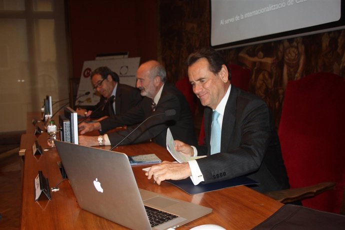 P.Macias, D.Espadalé y S.Cambra en el Cercle d'Infraestructures en Girona