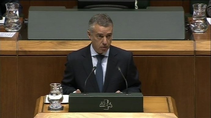Iñigo Urkullu en el Parlamento vasco
