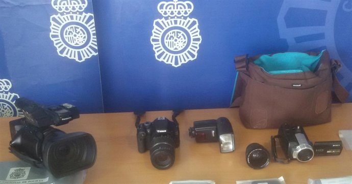 Material intervenido al detenido en Elche