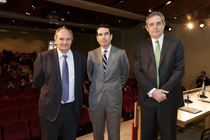 Fernández, Botín y Parra