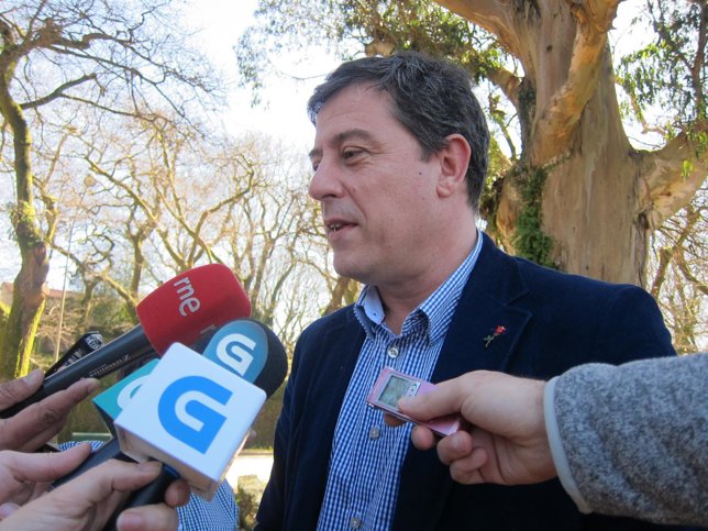 El secretario xeral del PSdeG, José Ramón Gómez Besteiro, hace declaraciones