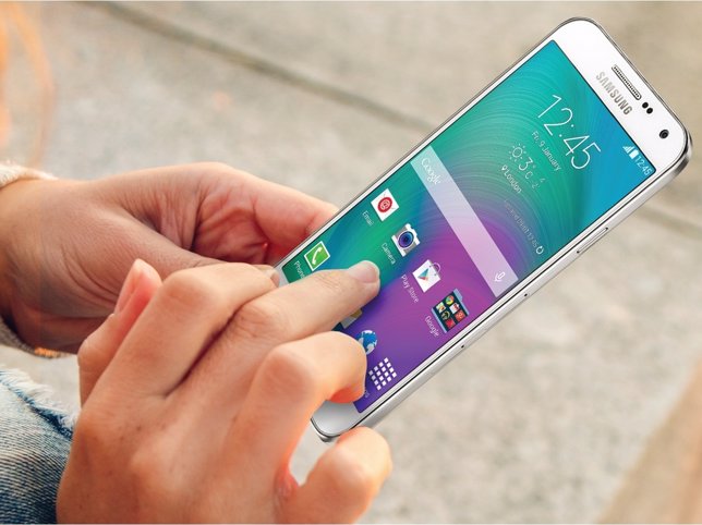 Samsung y Movistar presentan en Perú el Galaxy E7