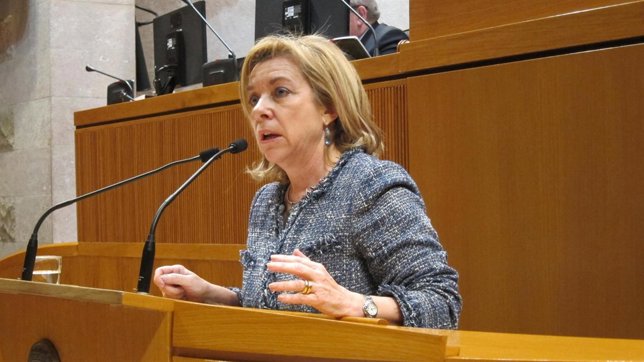 La consejera de Educación, Dolores Serrat.