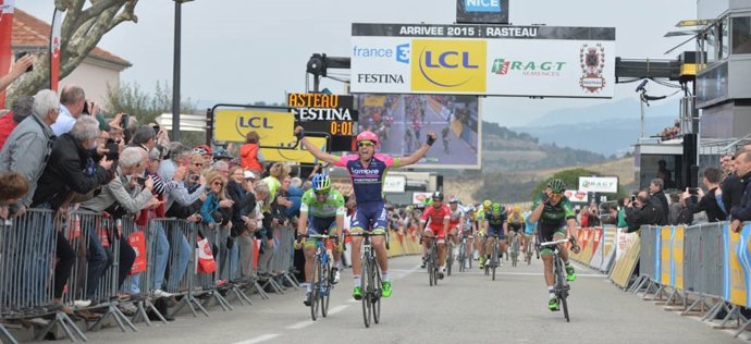 Davide Cimolai gana la quinta etapa de la París-Niza