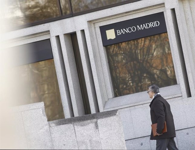 La CNMV suspende los reembolsos de fondos y sicavs gestionados por Banco Madrid