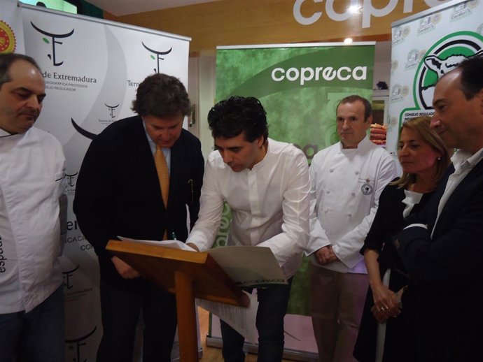 Firma del convenio Copreca para difundir productos DOP e IGP