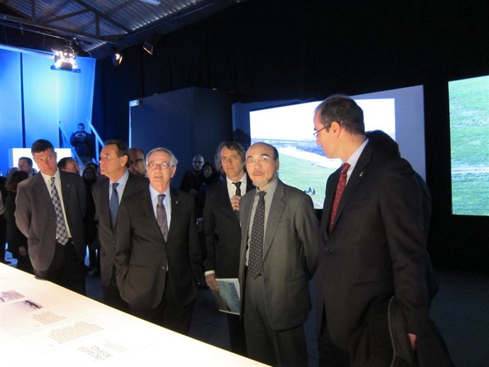 Sixte Cambra con el alcalde Xavier Trias en una exposición del Puerto