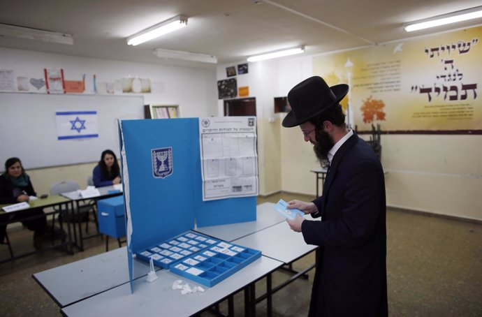 Abren sus puertas los colegios electorales de Israel