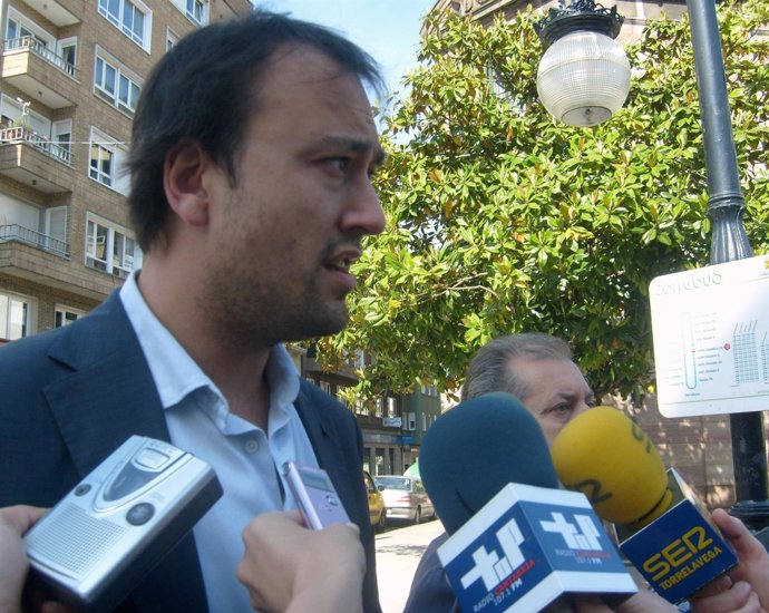 El concejal regionalista Javier López Estrada