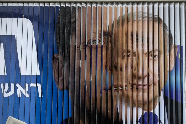 Netanyahu y Herzog en un cartel electoral