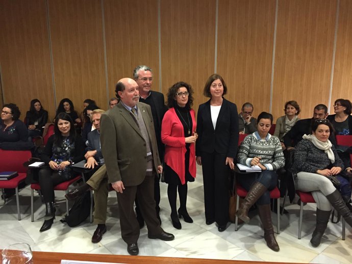 Baena (centro), durante el encuentro