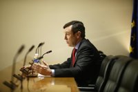 El PP ve sensato que Moreno pida suprimir los aforamientos en Andalucía y no adelanta si lo llevará a otras CCAA