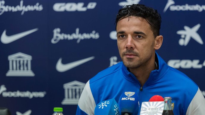 Weligton en rueda de prensa