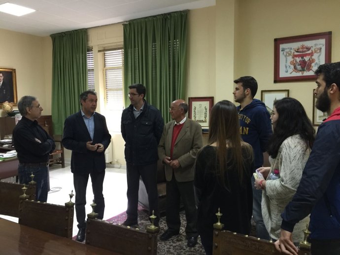 Reunión para la Politécnica.