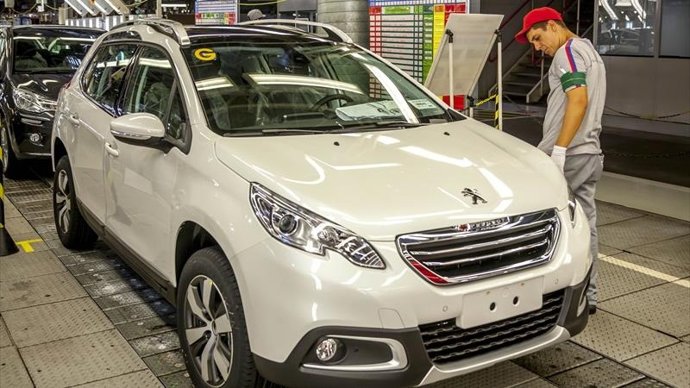 Peugeot 2008 fabricado en Porto Real (Brasil)