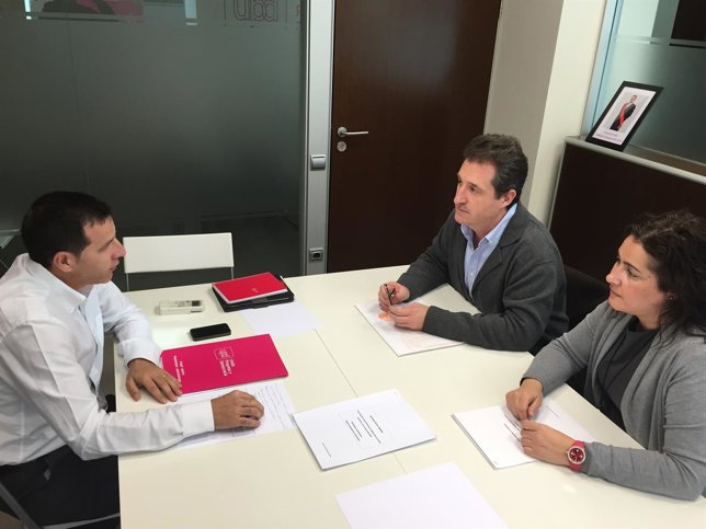 Reunión de UPyD con el Colegio de Farmacéuticos de Zaragoza