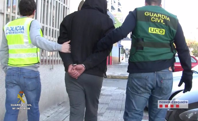 24 Detenidos De Una Banda Que Robaba Vehículos De Lujo