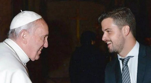 Camilo Vaca Narvaja y el Papa Francisco