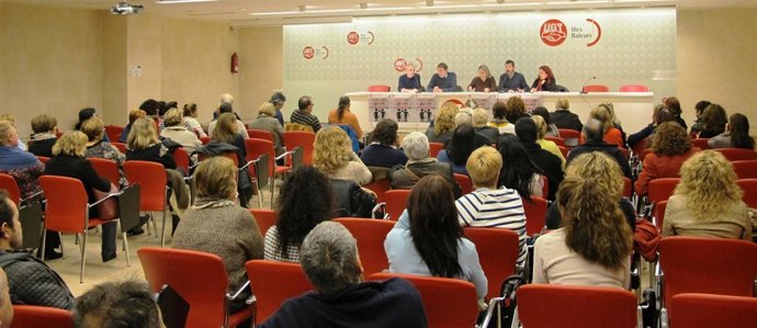 Asamblea sindicatos sobre el convenio limpieza