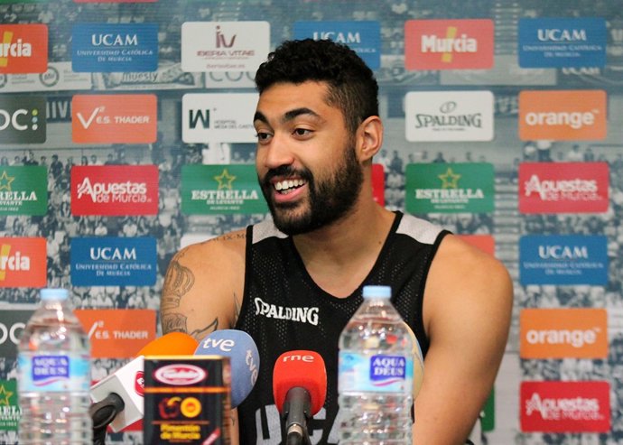 Augusto Lima en rueda de prensa