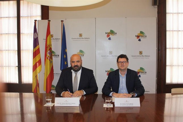 Firma entre ATB y Baleària 