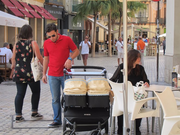 Familia, Bebé, Carro, Terraza, Turismo, Turistas