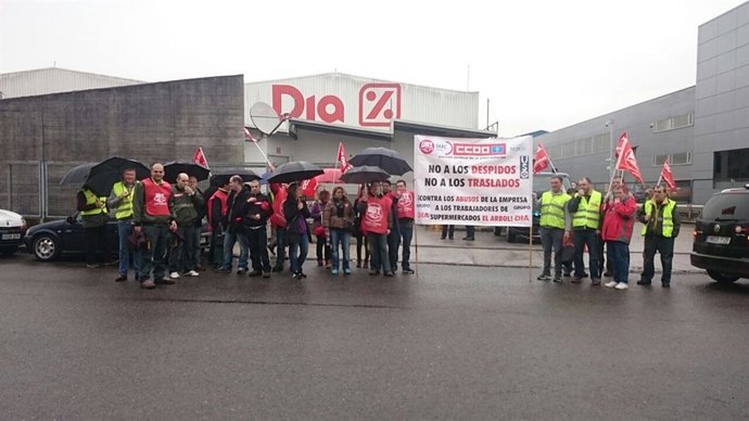 Protesta trabajadores de El Árbol