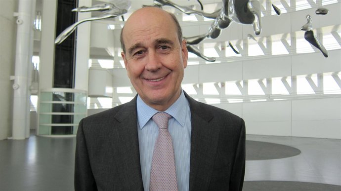 El consejero de Obras Públicas de Aragón, Rafael Fernández de Alarcón