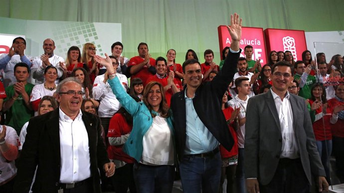 Susana Díaz y Pedro Sánchez,en un acto de la campaña andaluza