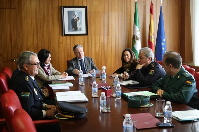 Reunión por las elecciones del 22 de marzo