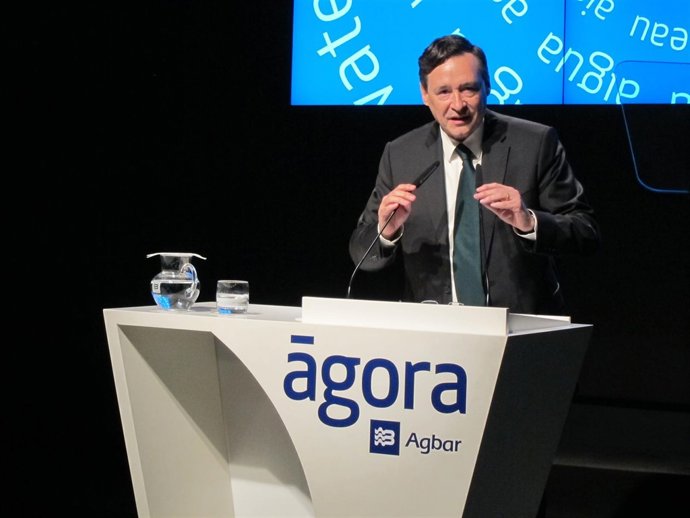 Ángel Simón, presidente de Agbar