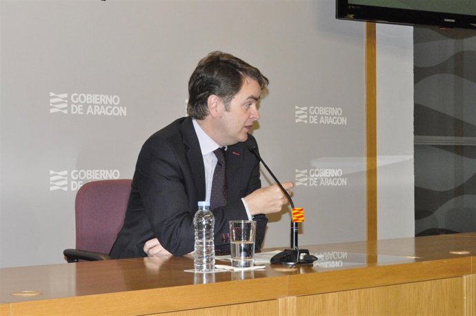 El portavoz del Gobierno de Aragón, Roberto Bermúdez de Castro.