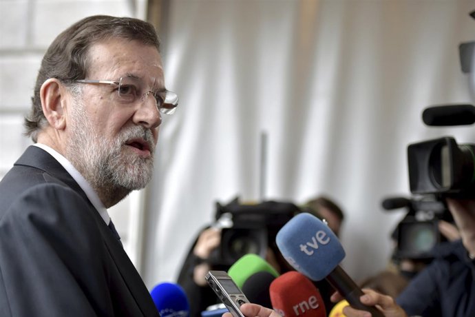 Rajoy dice no estar molesto por no estar invitado a la minicumbre sobre Grecia