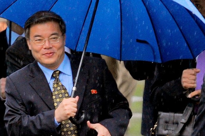 El embajador de Corea del Norte en Reino Unido, Hyun Hak Bong