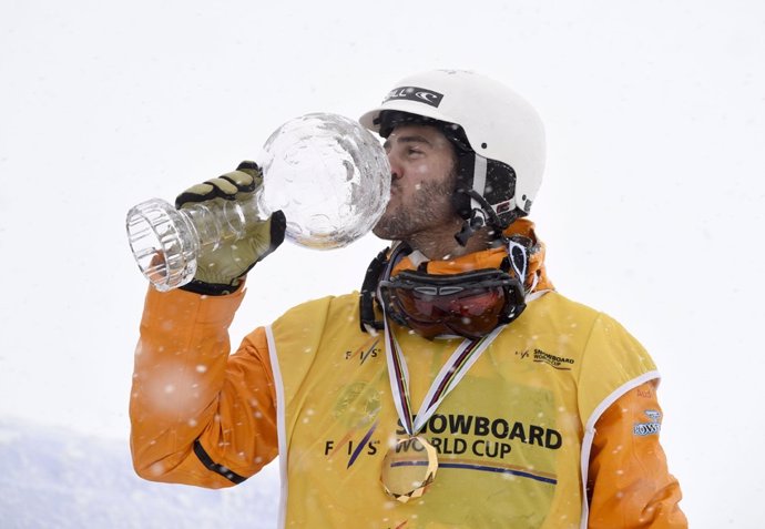 Lucas Eguibar snowboard campeón mundo