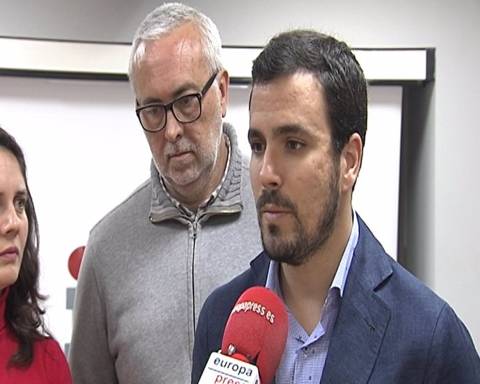 Garzón: IU es única garantía frente "coalición PP-PSOE"
