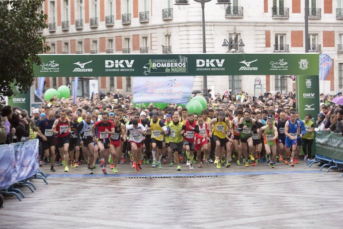 Línea de salida de la IV Carrera Bomberos de Madrid