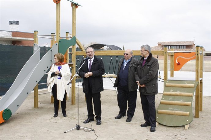 Reñé en la inauguración de la plaza Remei Niubó de Bellpuig