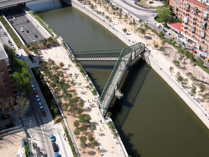 Puente En 'Y' En Madrid Río
