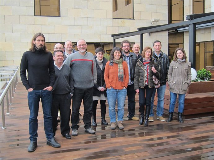 Juanma Brun y miembros de Si se puede (Podemos)