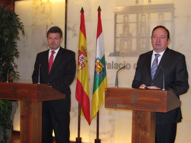 El ministro de Justicia, Rafael Catalá, y el presidente riojano Pedro Sanz