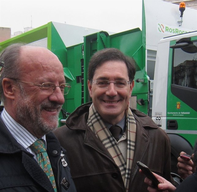 El alcalde de Valladolid, junto al concejal Jesús Enríquez