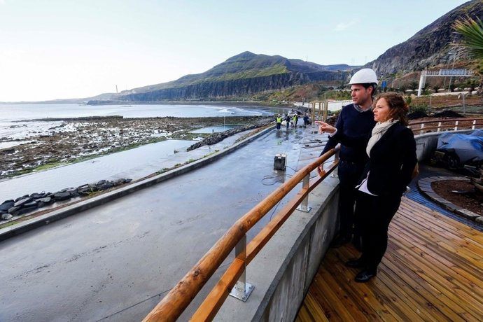 Visita a las obras de las piscinas La Laja