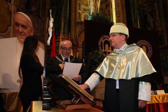 Thomas Bach, presidente del COI investido doctor honoris causa por UCAM